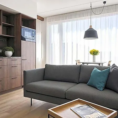 Aparthotel Lurich Residences 4*